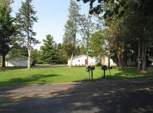 9711 Coleman Rd, Haslett, MI 48840