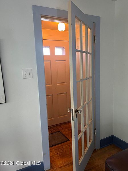 2nd image of 1410 Nott Street