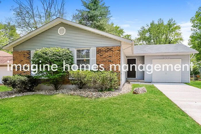 306 Oakfield Dr — Photo 1