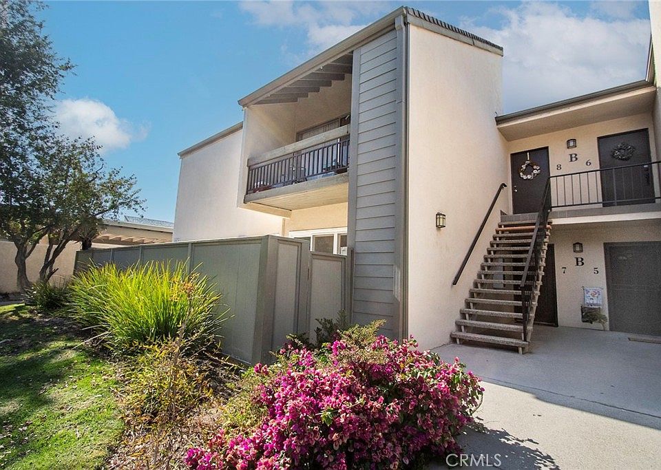 1st image of 25715 Hogan Dr Unit B7