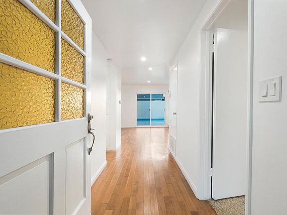 4th image of 6909 Nita Ave