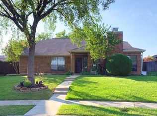 3001 Sierra Dr, Carrollton, TX 75007