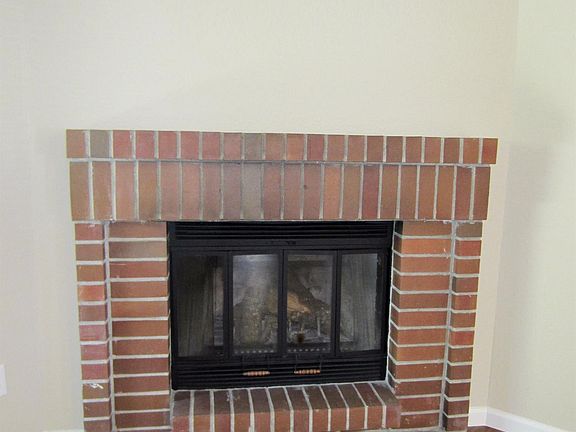 4th image of 3969 N Country Dr