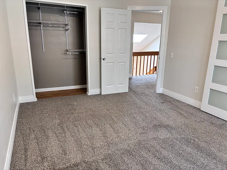 2052 S Helena St #E — Photo 12