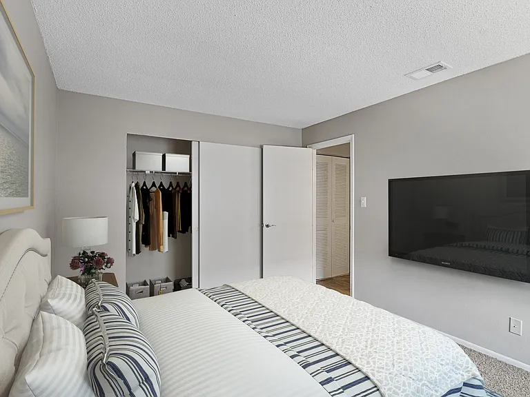 The Palms at Countryside Apartments — Photo 4
