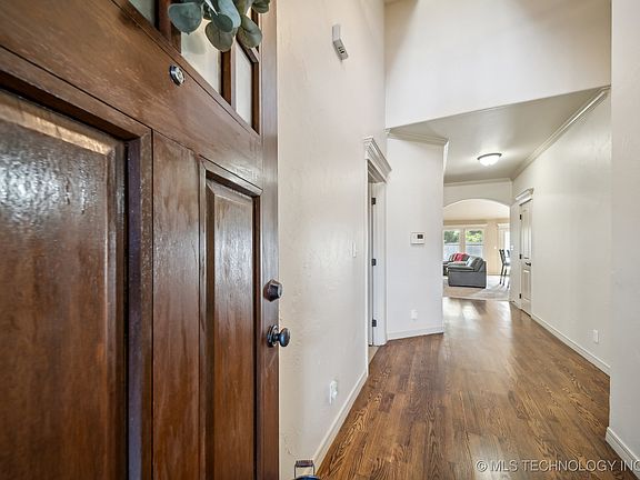 5th image of 8533 N 77th East Ave