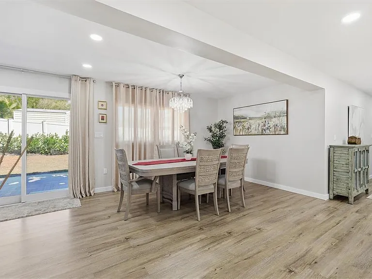 5247 Carmilfra Dr — Photo 11