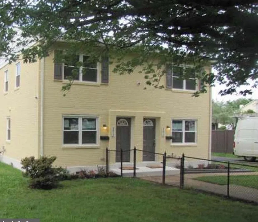 9812 Main St