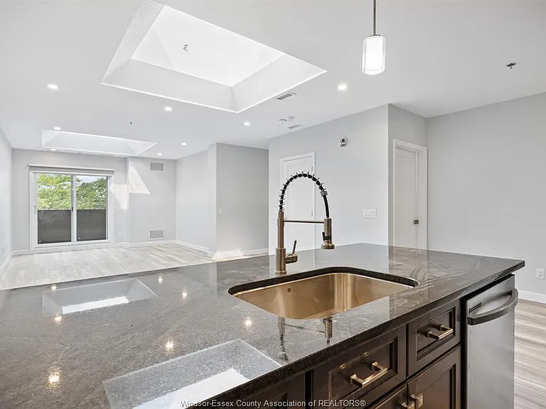 1500 Ouellette Ave #403 — Photo 20