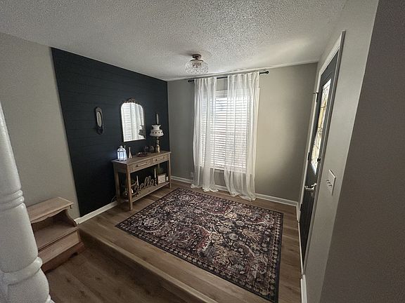 5th image of 420 Inglewood Dr