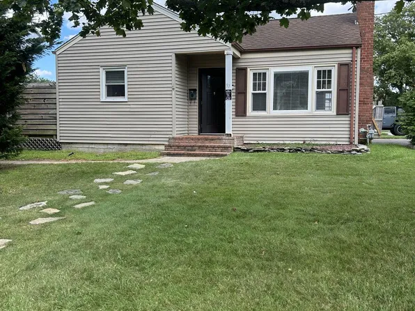 97 Corey Avenue, Blue Point, NY 11715