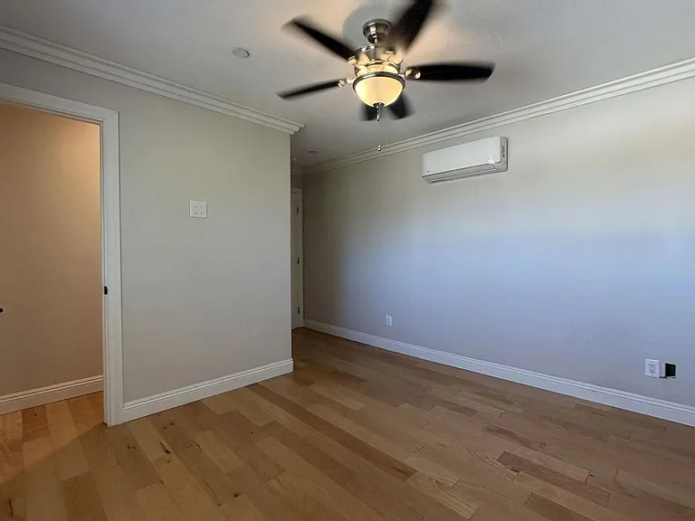 25461 Cole Street — Photo 15