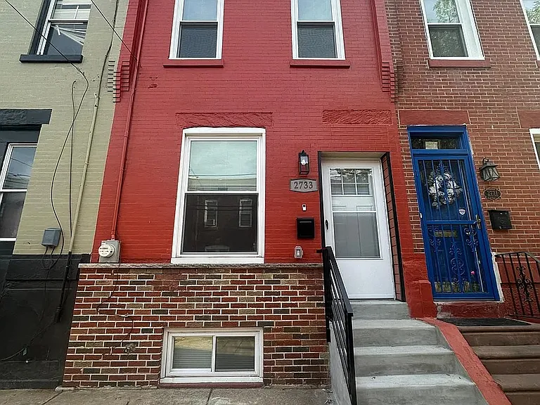 2733 Wharton St — Photo 1