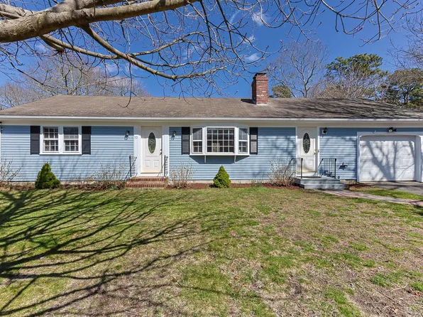 70 Webbers Path, West Yarmouth, MA 02673