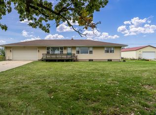 17960 Poplar Grove Rd, Poplar Grove, IL 61065