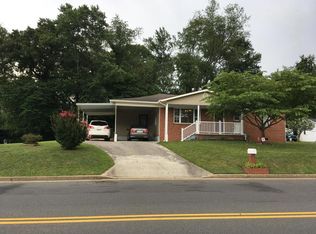 1820 Walters Dr, Morristown, TN 37814