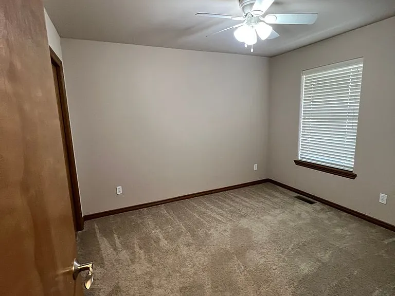 105 W Annie Pl — Photo 14