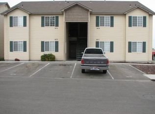 873 N White Barn Rd, Kuna, ID 83634