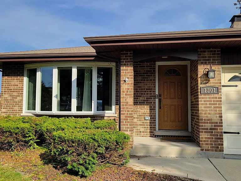 1301 Virginia Dr — Photo 18