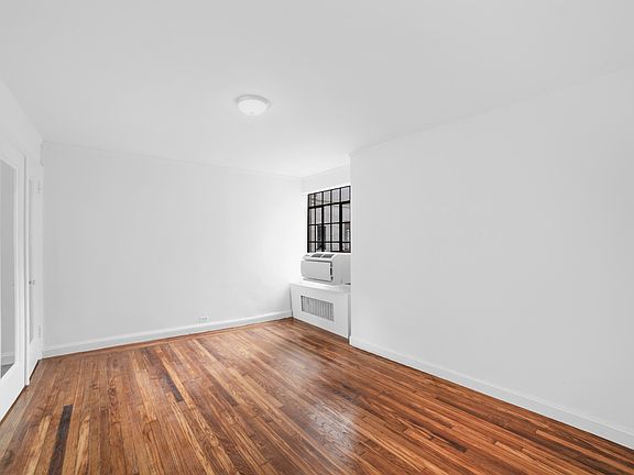 3rd image of 25 Tudor City Pl APT 2107