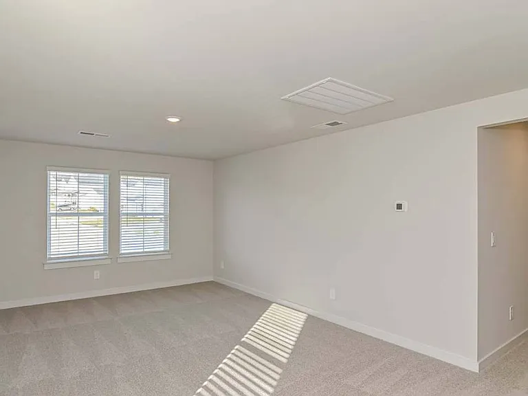 10911 Bluffton Cir — Photo 2