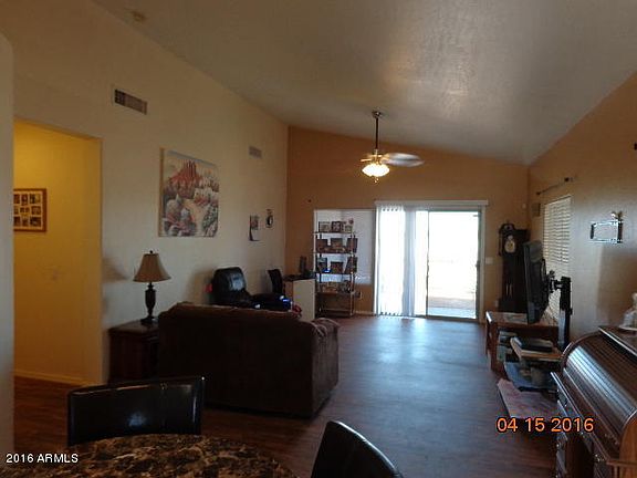 3rd image of 34146 W Wayland Dr