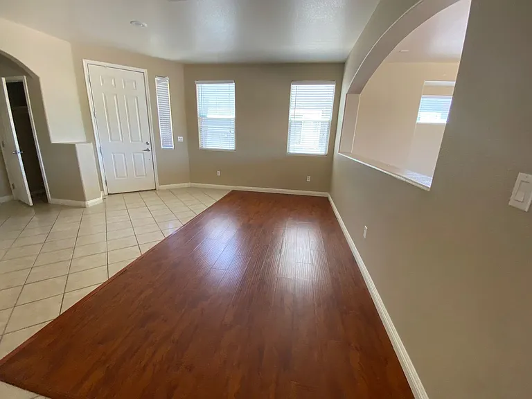 489 Foster Springs Rd — Photo 2