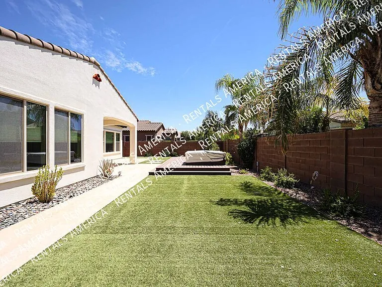 3325 E Coconino Dr — Photo 42