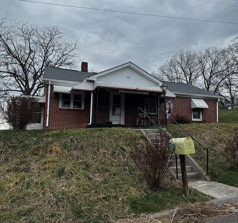 1st image of 715 Franklin Ave