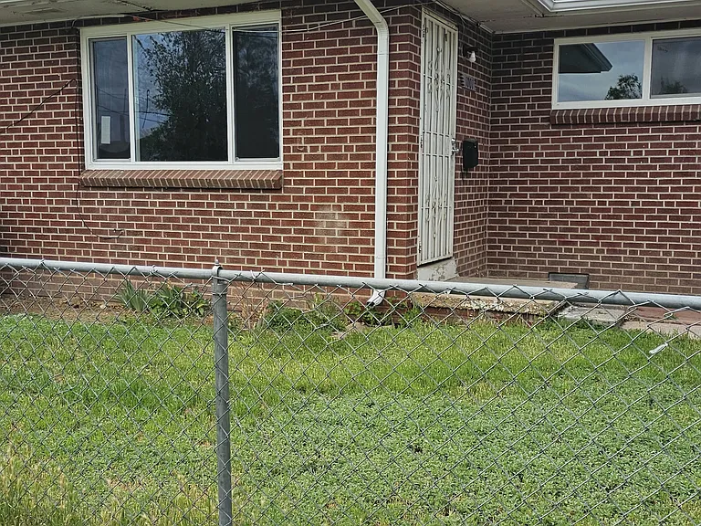 1001 Emporia St — Photo 8