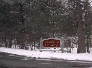 203 Franklin Crossing Rd, Franklin, MA 02038