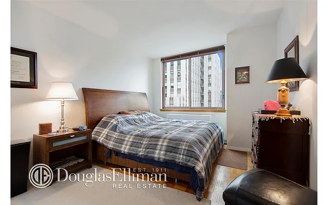 Rented by Douglas Elliman | media 13