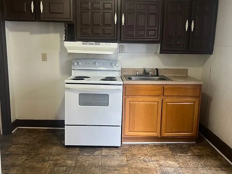 507 N Beaver St — Photo 8