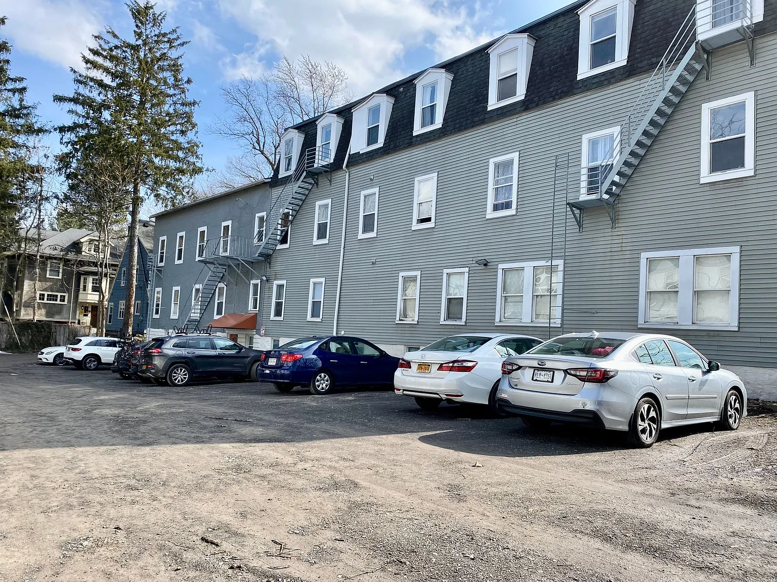 1100 South Ave — Photo 2