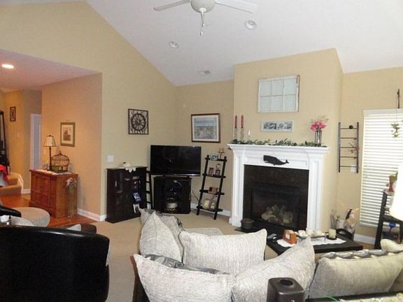3rd image of 5614 Haydens Reserve Way