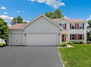 908 Blandford Ave, New Lenox, IL 60451