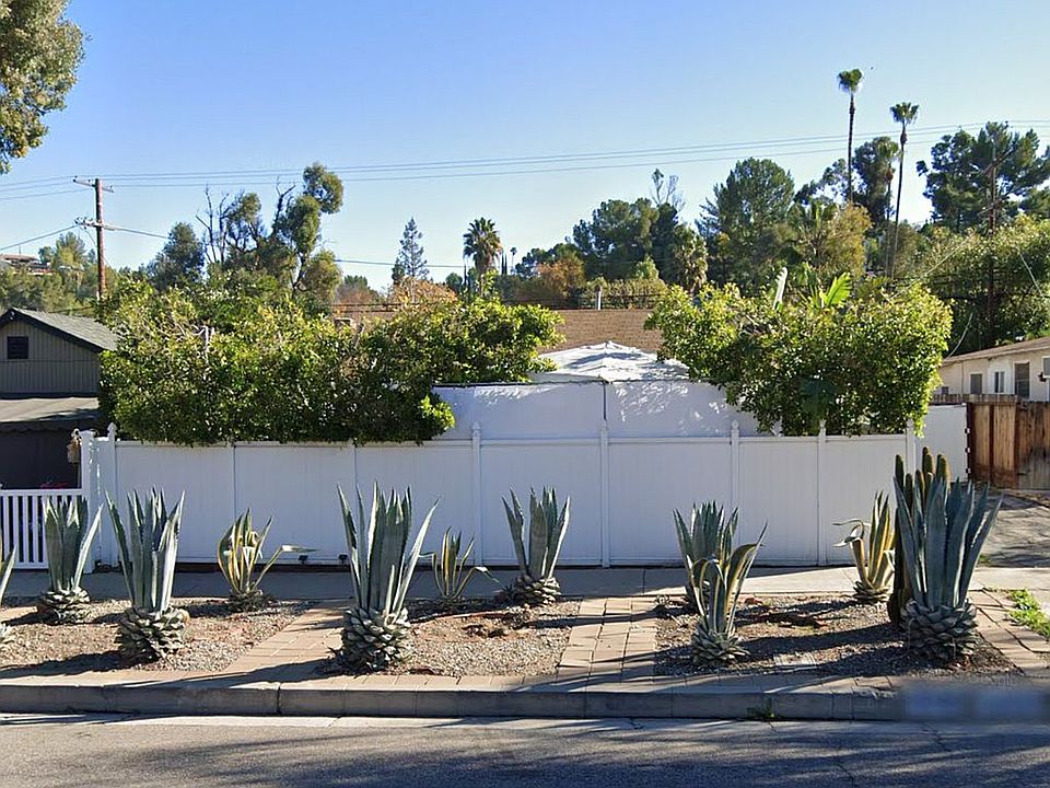2nd image of 4848 Topanga Canyon Blvd