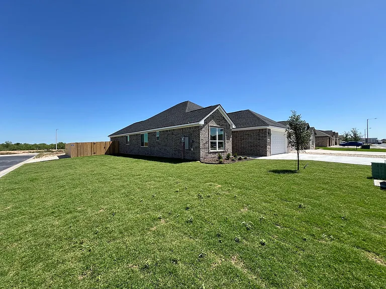 4062 Blair Ln — Photo 4