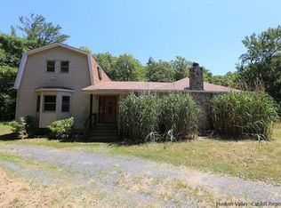 594 Upper Mountain Rd, Shawangunk, NY 12566