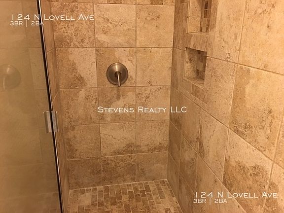 5th image of 124 N Lovell Ave