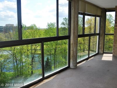 15107 Interlachen Dr #2912, Silver Spring, MD, 20906