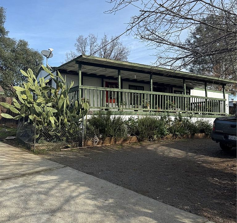 1st image of 15820 32nd Ave