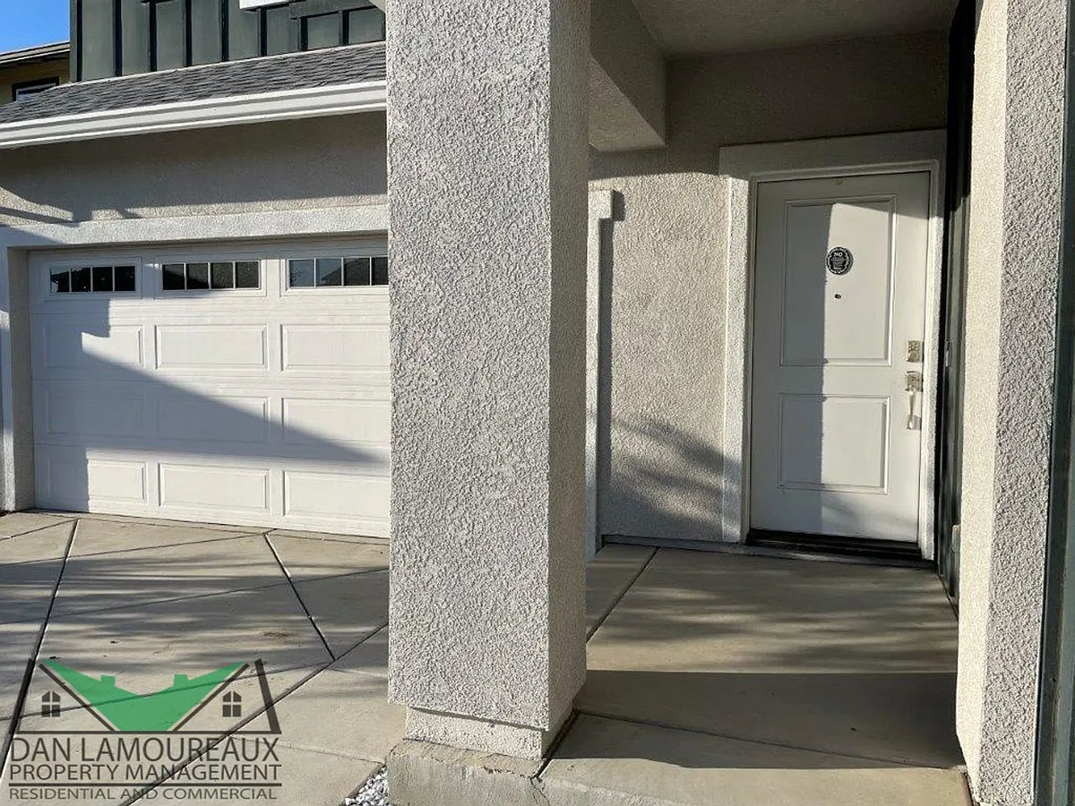 Building Photo - 2121 Millsap Pl