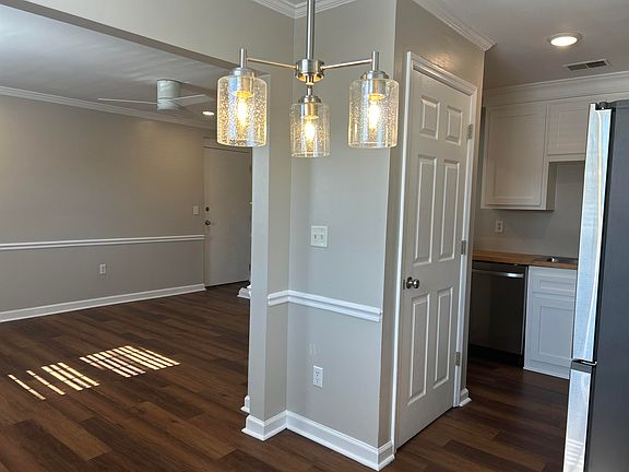 5th image of 3930 Azalea Dr APT X