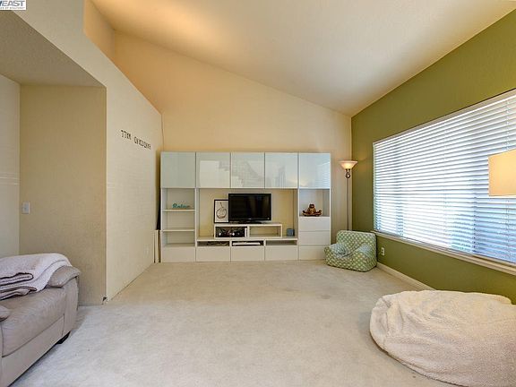 2nd image of 4233 Mairmont Dr