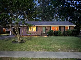213 Hankins Dr, Hampton, VA 23669