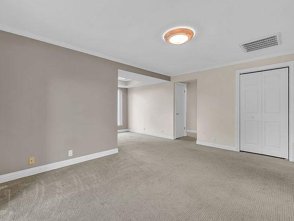 4th image of 1015 E Quail Park Dr APT L