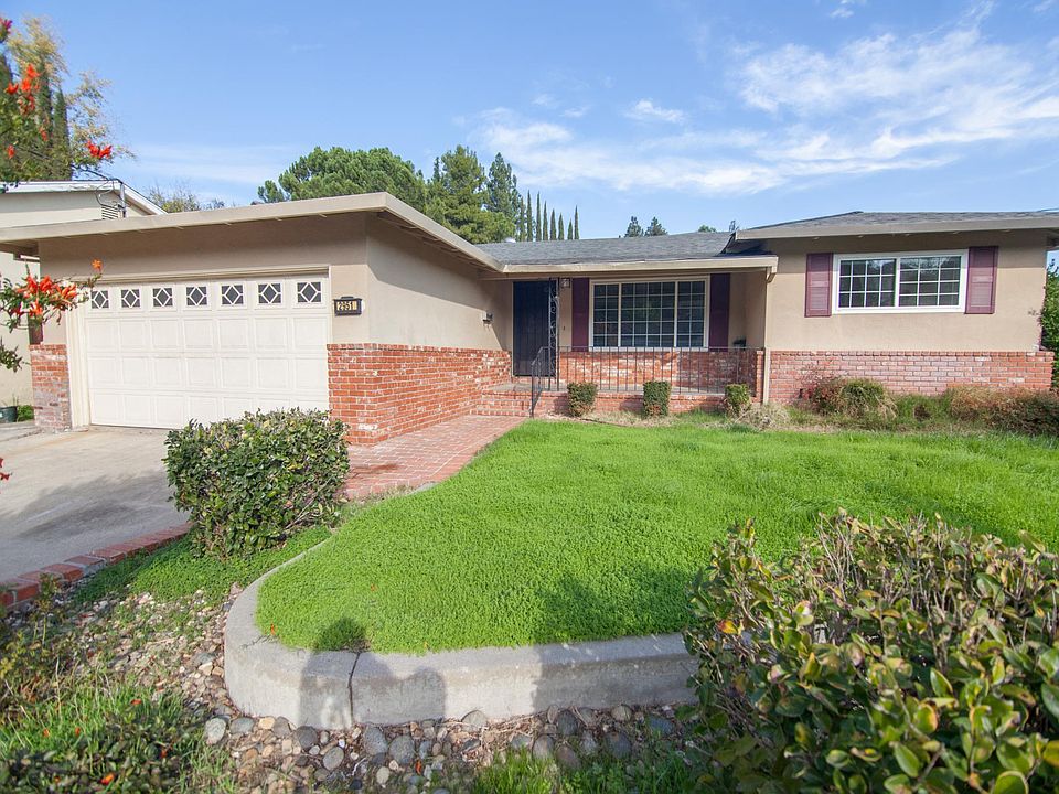 1st image of 2951 Roosevelt Ln