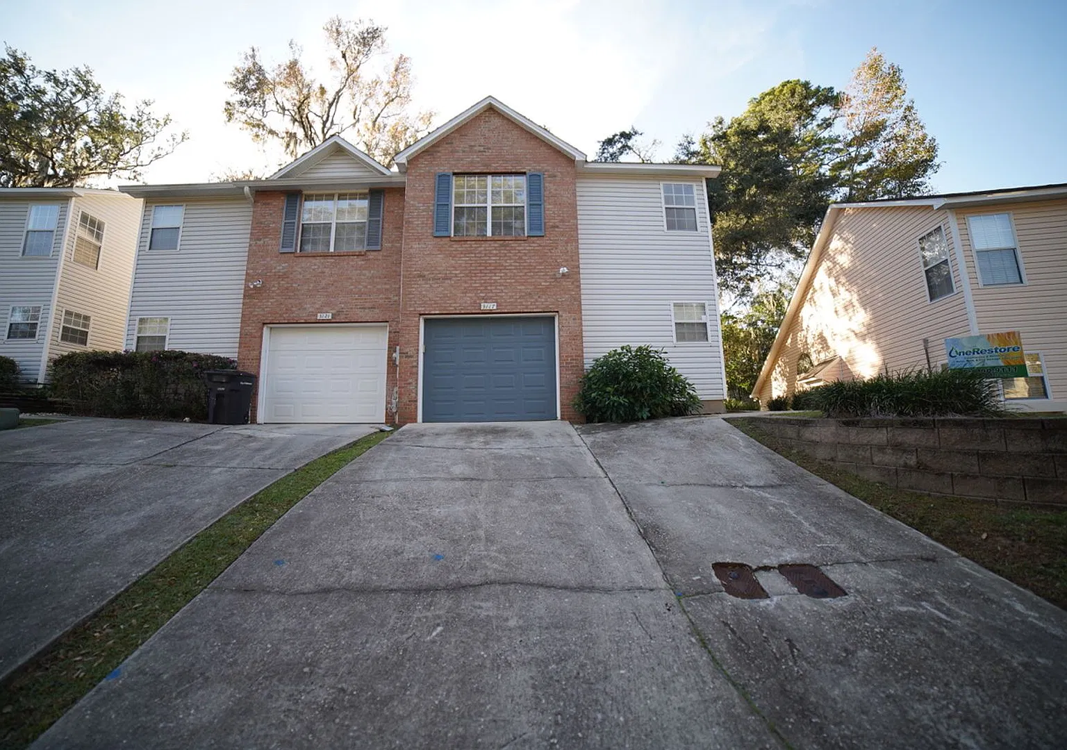2 bed/ 2 bath w/Garage close to Everything! — Photo 1