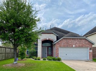 8930 Willow Wind Ln, Houston, TX 77083